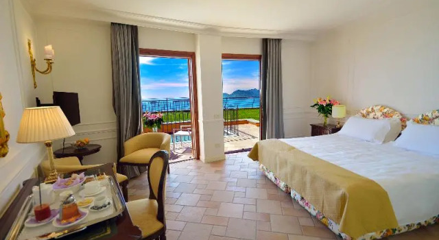 Двухместный номер Standard с балконом и с видом на сад Golfo dei Poeti Relais & Spa