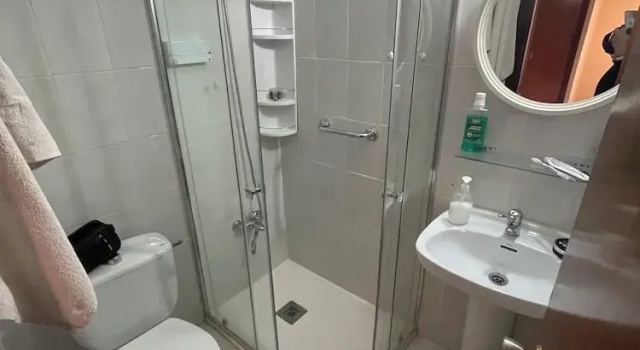 Трёхместный семейный номер Standard Hotel Madrid