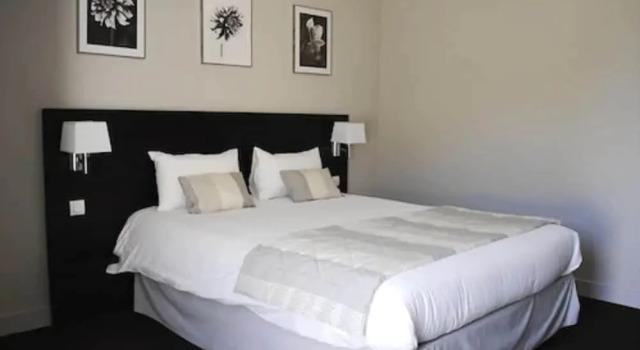 Hotel Alienor, Boek Hotel Langon Graves