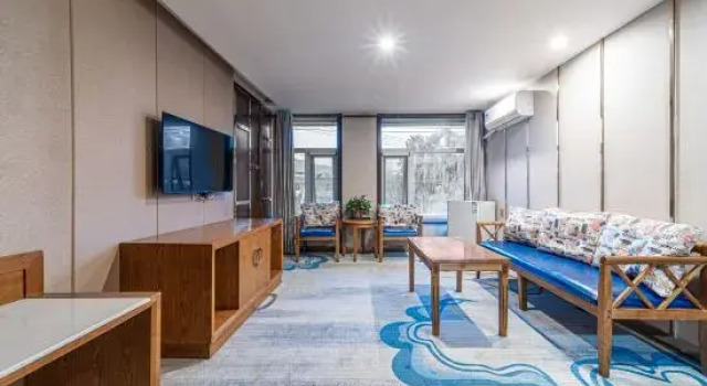Люкс Lintao Yijing Oriental Hotel