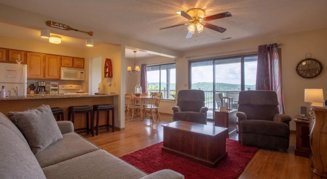 Lakeview Oasis 2 Bedrooms 2 Bathrooms Condo, Boek Appartement Hotels in Missouri met zwembad, Zwembad