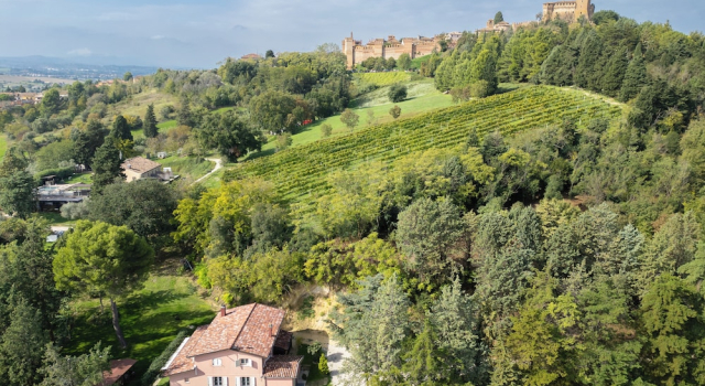 Villa Chiara, Rezerwuj Willa Hotele w Romagna z parkingiem, Parking