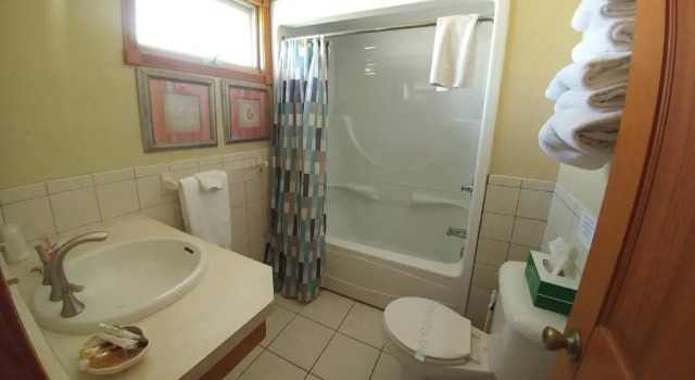 Номер Deluxe Snug Harbor Inn