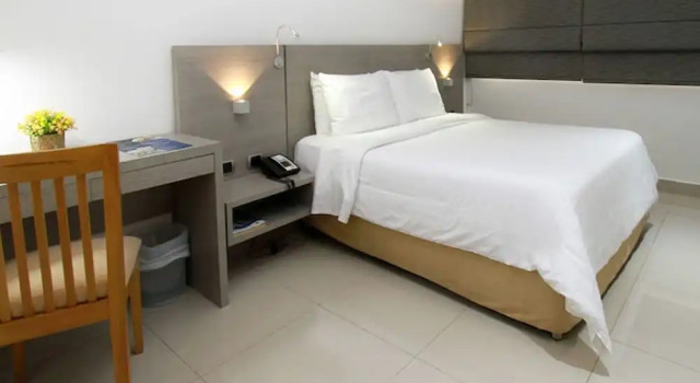 Двухместный номер Standard c 1 комнатой Hotel Barranquilla Plaza