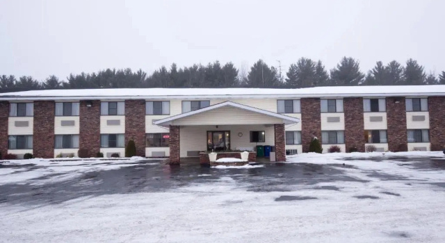 Двухместный номер Standard Travelodge by Wyndham Merrill