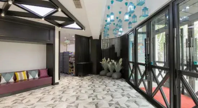 Jingqi Ouju Hotel (Tiantan Hospital Fengtai Railway Station)