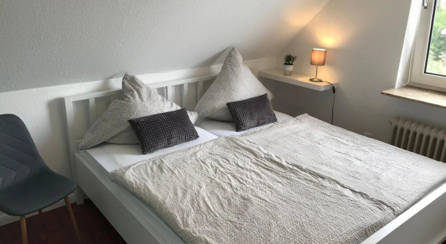 Hüs Flor, Book Hotel Borgsum Før