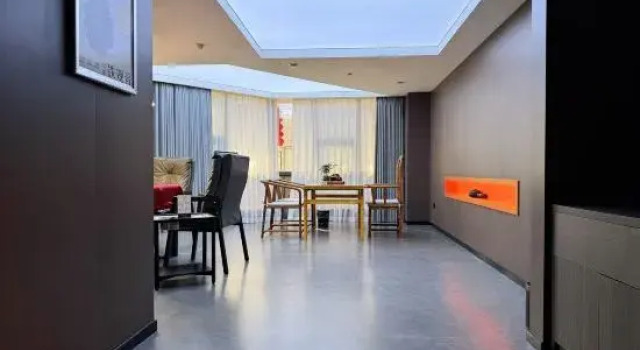 Jinxin Yazhi Hotel (Libai Memorial Hall Jiangyou Station), Book Hotel Hoteller i Jiangyou med parkering, Parkering