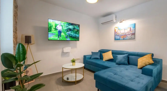Holiday Home My Blue Wish by Interhome, Забронировать Отель Отели Приморско-Горанской жупания с парковкой, Парковка