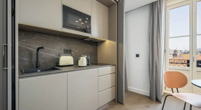 Студия с балконом Aspasios Baixa Apartments