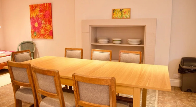 1 Bedroom Stockbridge Flat Sleeps 6, Забронировать Апартаменты/квартира Апартаменты Эдинбурга, рядом с St George's West Church, Апартаменты/квартира