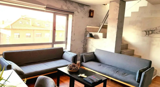 TOLETUM low cost LOFTS duplex diafanos o 2dormitorios PARKING Municipal Gratis al aire libre a 100m