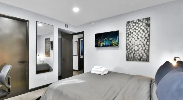Luxury 2-bedroom Villa in Wilton Manors