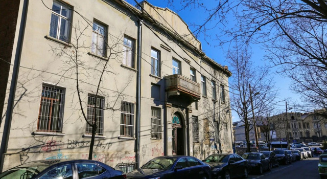 Hosthub 7 Leo Kiacheli Street, Забронировать Отель Вера Тбилиси, рядом с Концертный зал Тбилиси