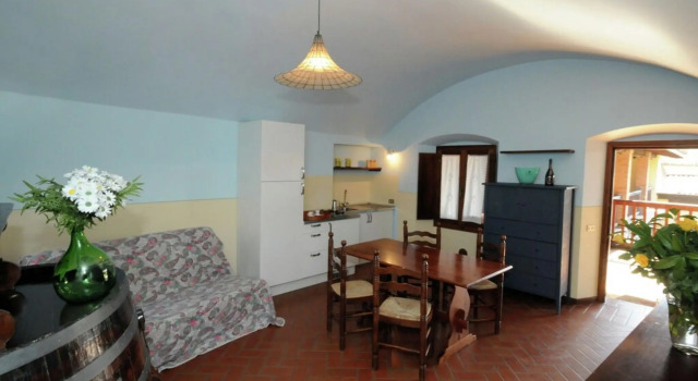 Apartment in the Franciacorta, with private balcony and shared swimming pool