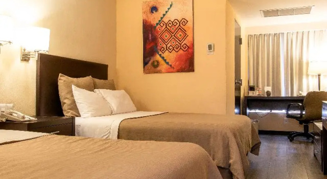 Четырёхместный номер Executive Hotel Rocaval