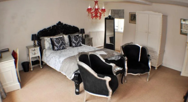 Longbridge Cottage, Reservar Casa de férias Moradias em Merseyside, Vila