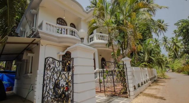 OYO 14751 Home Magnificent 1BHK Calangute, Prenota Hotel Hotel a Goa con parcheggio, Parcheggio