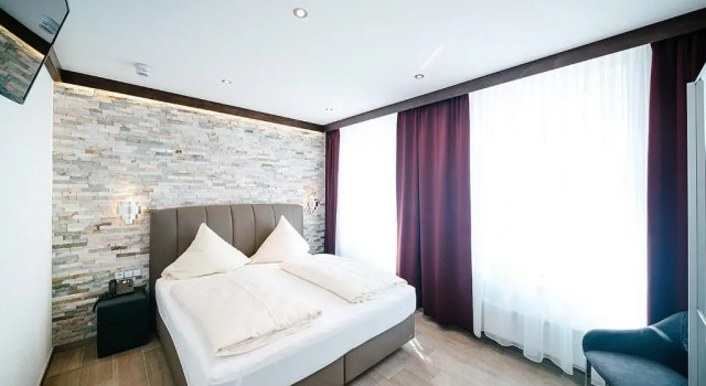 Двухместный номер Standard Central City Hotel