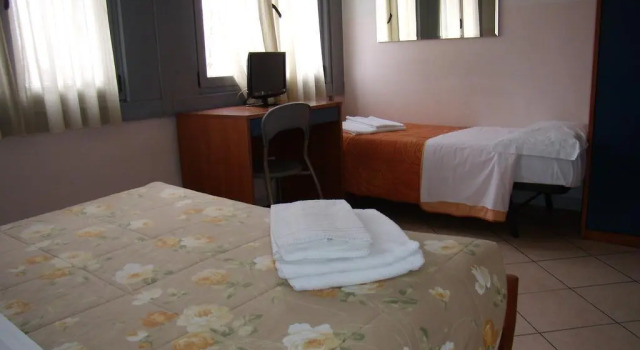 Трёхместный номер Standard CSI Group - Hotel Central Station