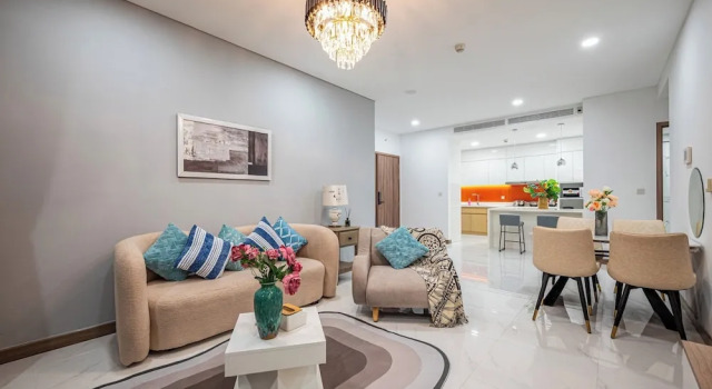 Luxury Sunwah Apartment near Landmark 81 - City View