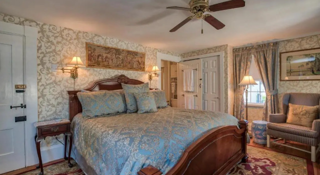 Номер Standard Holiday Guest House Bed & Breakfast