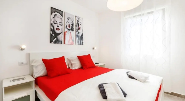 Villa Sunrise, Забронировать Вилла Пула Pula Riviera, рядом с Пляж База