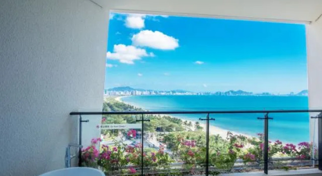 Люкс с видом на окрестности Sanya Conifer Resort
