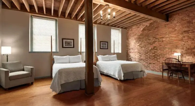 Номер The Historic Brookstown Inn, Trademark Collection by Wyndham