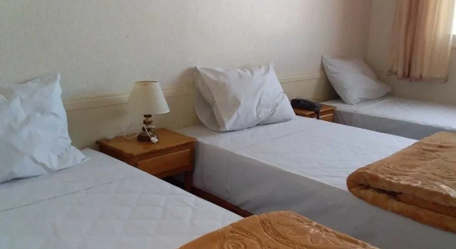 Hotel Opéra Azrou, Book Motel Hotels in Azrou with Parking, Parking
