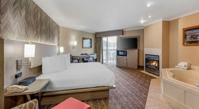 Люкс Best Western Plus Kootenai River Inn Casino & Spa