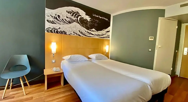 Номер Standard IBIS Cannes Mouans Sartoux Piscine parking gratuit