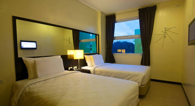 Go Hotels Dumaguete, Забронировать Отель Думагете Negros Oriental, рядом с Бульвар Рисаль