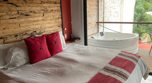 Люкс Deluxe с видом на озеро Casa Acento