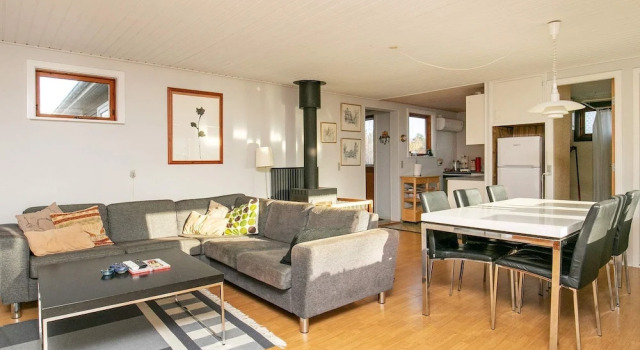 Pleasant Holiday Home in Rødby With Roofed Terrace, Забронировать Отель Крамнитсе Лолланн