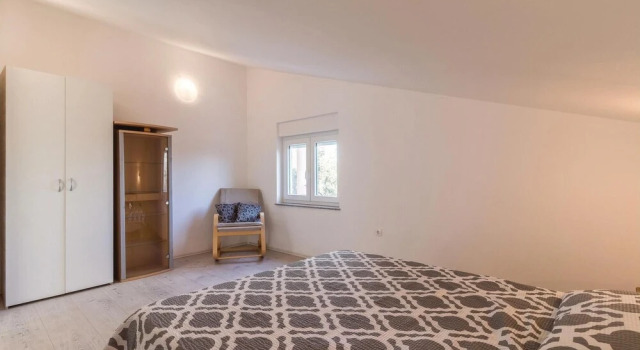 Beautiful Home in Pula With Wifi and 1 Bedrooms, Reserva ahora Hotel Hoteles en Pula con aparcamiento, Aparcamiento