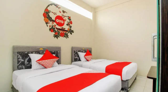 Standard Twin room OYO 168 K-15 Residence