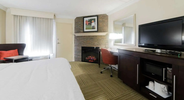 Номер Deluxe Hampton Inn Caryville-I-75/Cove Lake-State Park
