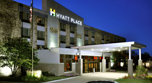 Hyatt Place Milwaukee Airport