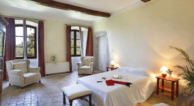 Chateau de Montfroc, Prenota Resort Montfroc Rodano-Alpi