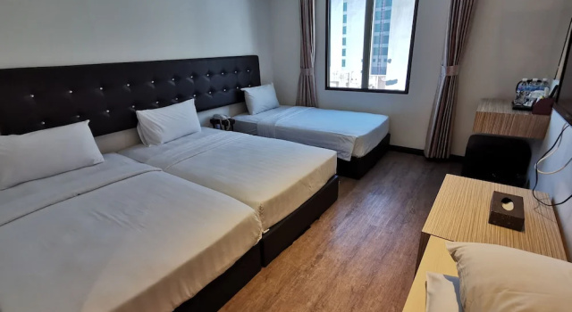 Семейный номер Standard с видом на город Ease Hotel