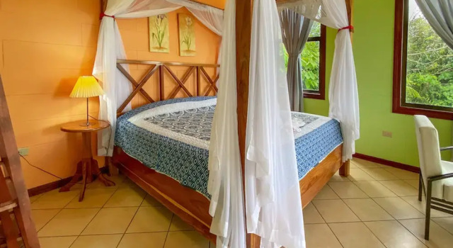 Люкс с балконом Arenal Garden Lodge