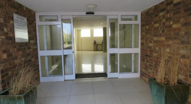 Апартаменты с 3 комнатами 32 Sealodge Umhlanga Beachfront