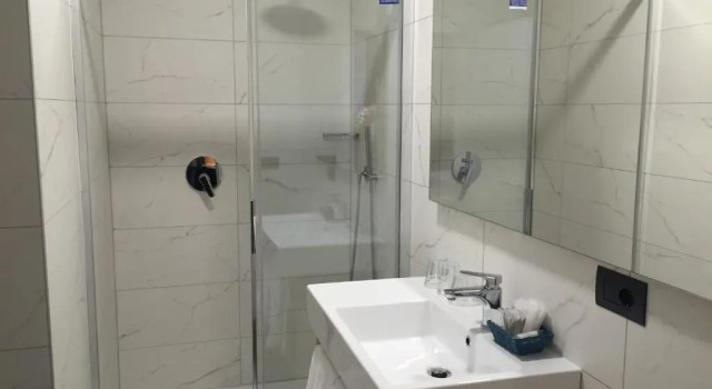 Двухместный номер Standard Tourist Hotel