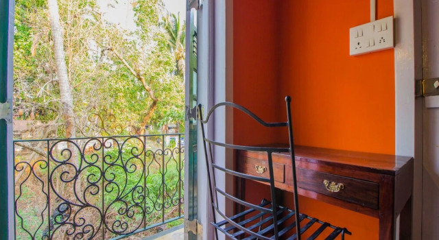 OYO 13322 Home Studio With Balcony Saligao, Prenota Hotel Saligao 