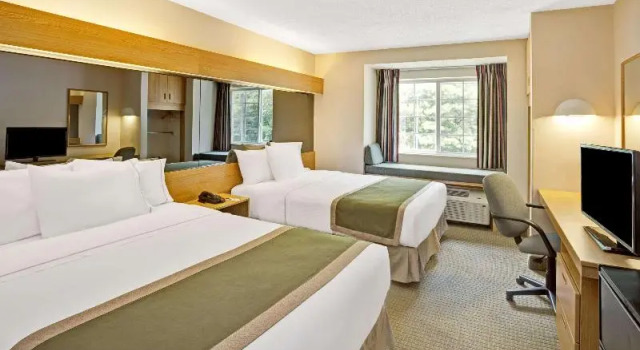 Номер Standard Microtel Inn by Wyndham Raleigh-Durham Airport