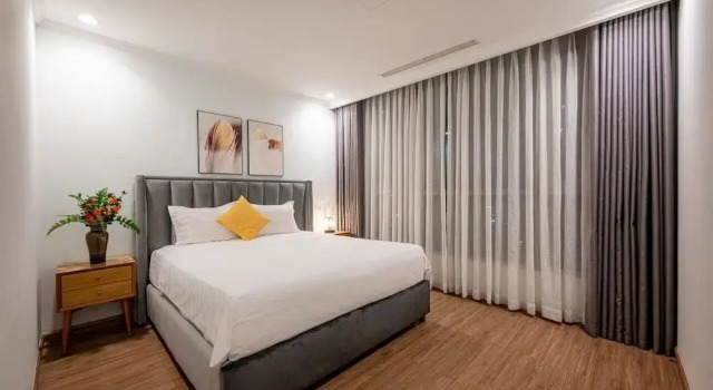 Vinhomes Central Park Apartment by Cityhomes, Забронировать Апартаменты/квартира Отели Куан-Бинь-Тхань с бассейном, Бассейн