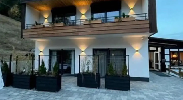 Modern Flat on the ski Slope in Niedersfeld