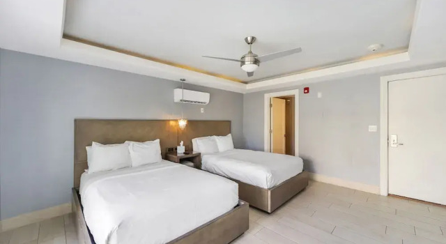 Четырёхместный номер Deluxe с видом на океан Elita Hotel
