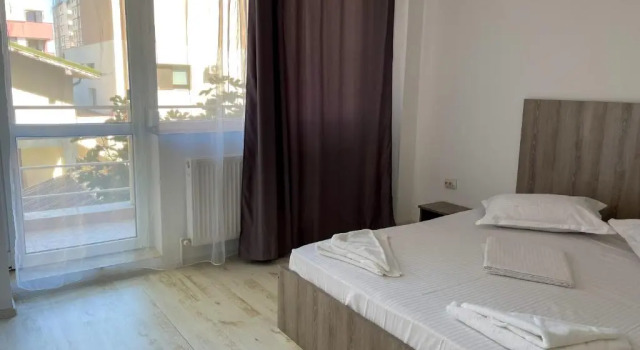 Apartament Atena - 3 dormitoare - ByChoice, Varaa Huoneisto Hotellit Mamaia-Sat pysäköinnillä, Pysäköinti